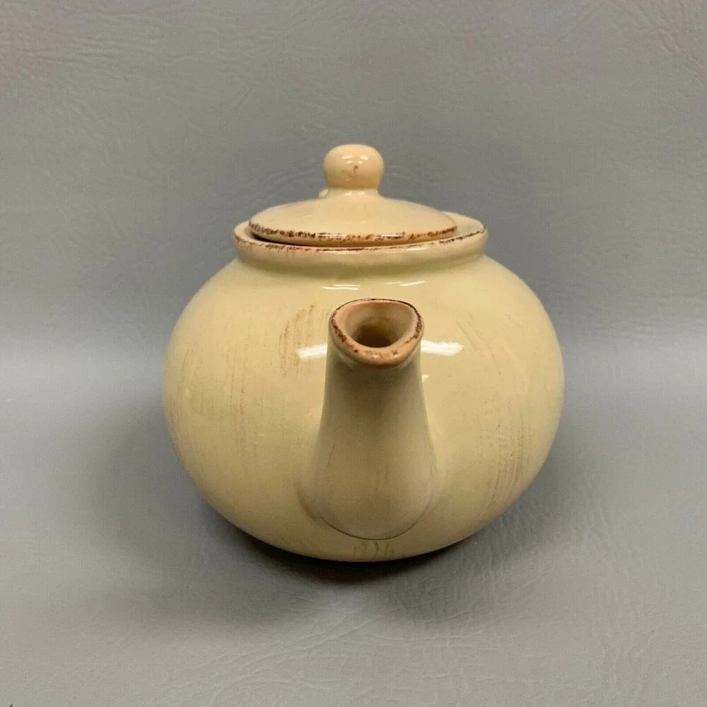 Mesa International Warner‎ New Hampshire Hungary Yellow Tea Pot Signed